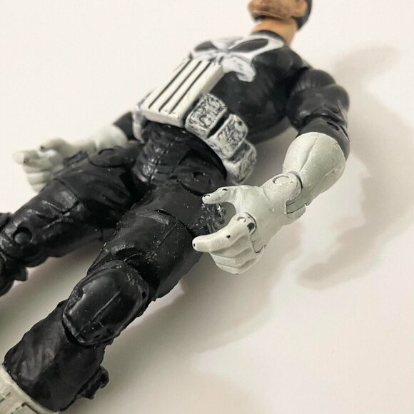2003 Marvel Legends Series IV 4 The Punisher Action Figure Toy Biz Flaws - Picture 11 of 16